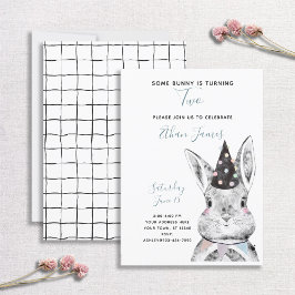 Invitación Neutral blanco y negro Algunos conejitos son dos c