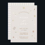 Invitación Neutral Kids Beach Pool Tema Fiesta Cumpleaños<br><div class="desc">Si tu pequeño se desplaza por la arena y el mar,  el único camino es un fiesta de playa. Bonito ‘n’ neutro,  personalizable y completo con un respaldo de gingham,  muy lindo! Compra nuestra colección de Beach Club hoy ☀️ ⛱️</div>