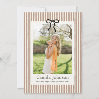 Invitación Neutral Striped Graduation Invitation