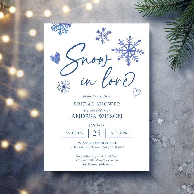 Invitación Nieve enamorada copos de nieve ducha de novia en i (Snow in love dusty blue snowflakes winter bridal shower invitation template)