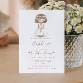 Invitación Niña bebé con vestimenta blanca rezando bautismo C