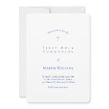 niño clásico blanco y azul de la Primera Comunión