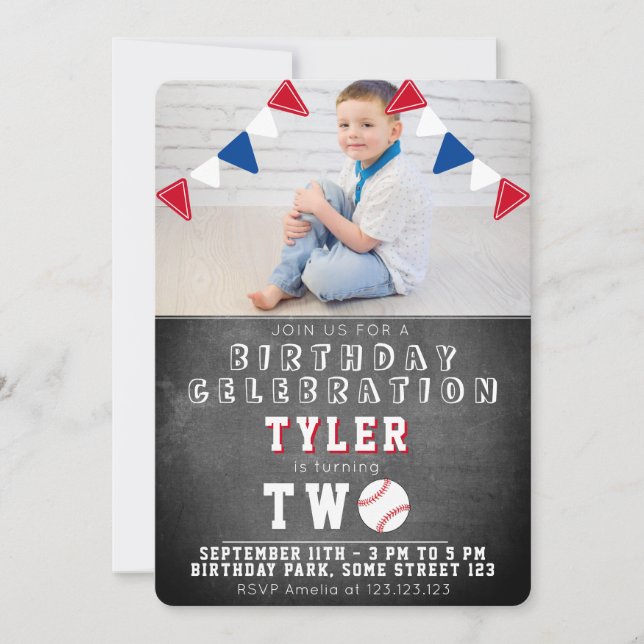 Invitación Niños del estadio Cute de béisbol Chalkboard Foto  (Anverso)