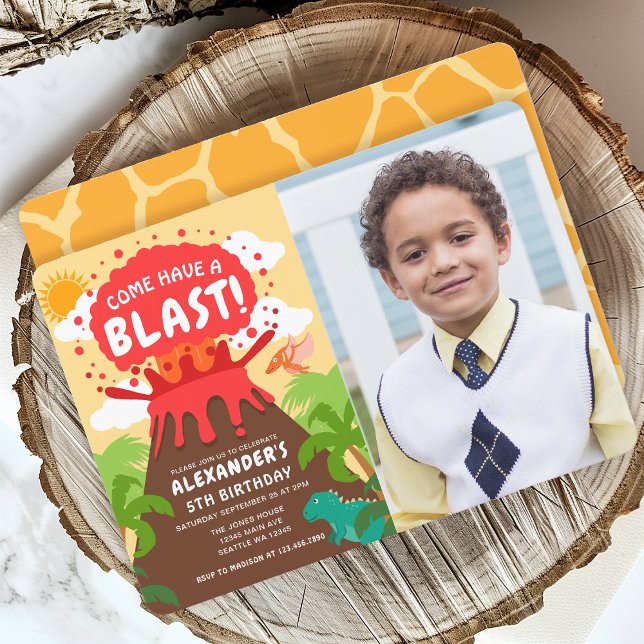 Invitación Niños del volcán Dinosaur Foto de cumpleaños (Subido por el creador)