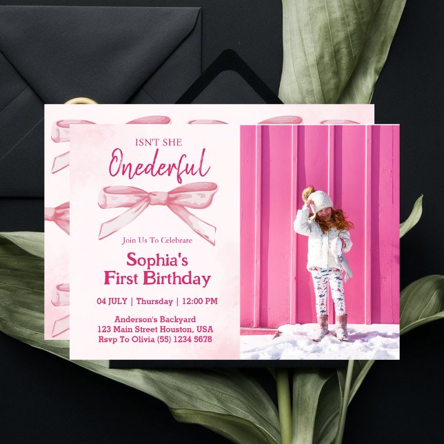 Invitación ¿No es ella una maravillosa Chica de Bow Rosado? (Subido por el creador)