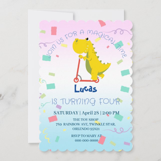 Invitación Nombrado bebé dinosaurio Scooter Toy Nacimiento DI (Anverso)
