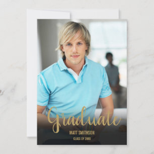 Invitación Nombre y foto del graduado en guión dorado