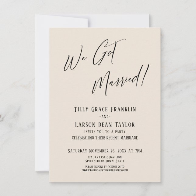 Invitación ¡Nos Casamos! Tipografía Simple y Elegante Crema (Anverso)