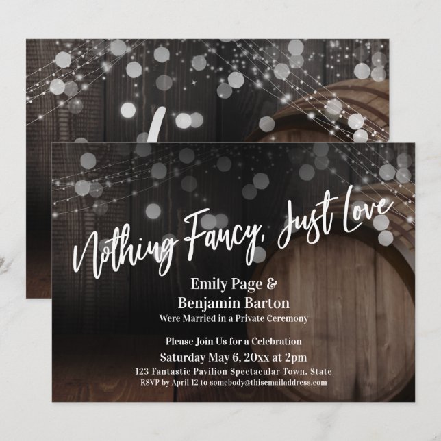 Invitación Nothing Fancy Just Love Wood Barrel & Lights (Anverso / Reverso)