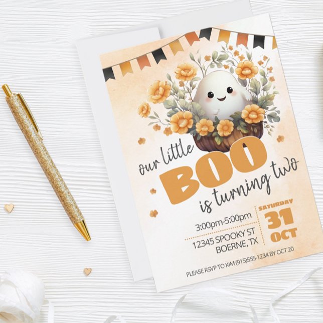 Invitación Nuestro pequeño Boo cumple dos Cumpleaños de Fanta (Add a touch of cuteness to your Halloween birthday celebration with this adorable ghost design.)
