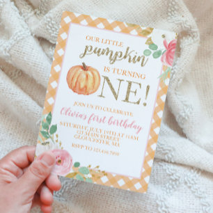 Invitación Nuestro pequeño cumpleaños de calabaza dorada y fl