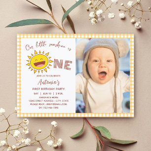 Invitación Nuestro pequeño sol es foto de cumpleaños de un ch