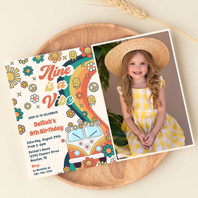 Invitación Nueve es una fiesta de cumpleaños de Vibe Retro Fl (Subido por el creador)