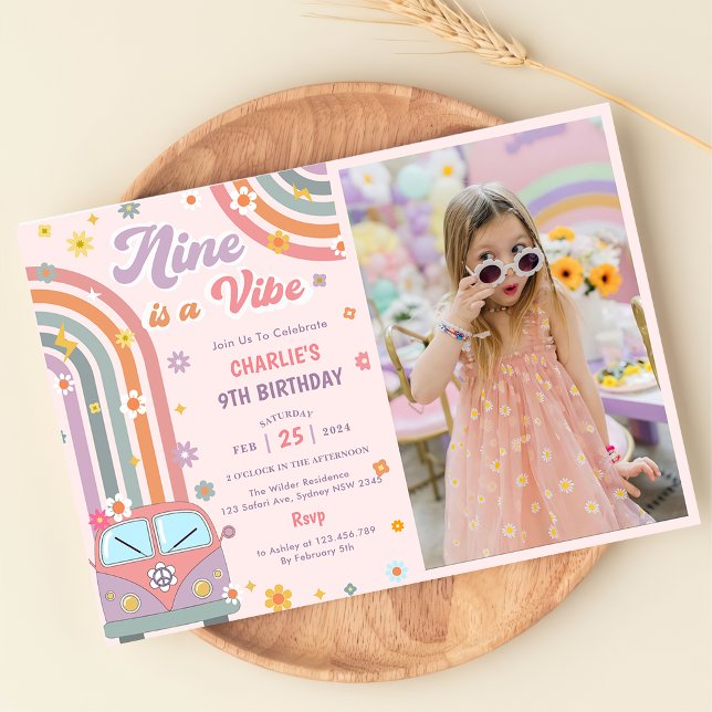 Invitación Nueve Es Una Foto De Cumpleaños De Vibe Groovy Ret (Subido por el creador)