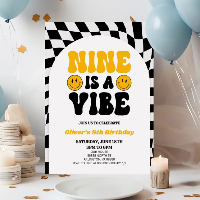 Invitación Nueve es una Vibe Retro Primera Fiesta de Cumpleañ (Subido por el creador)