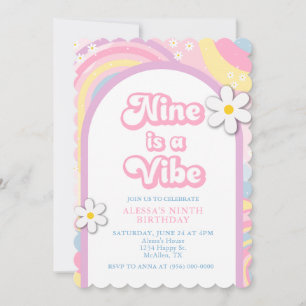 Invitación Nueve es una Vibra Groovy, Chica Retro Colores Pas