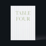 Invitación Número de tabla de Boda verde y azul de sabio clás<br><div class="desc">Este elegante número de tabla presenta un suave fondo a rayas azules con una tipografía serif verde salada refinada y acentos de escritura sutiles. Diseñado para bodas en el jardín, refinadas recepciones y atemporales celebraciones al aire libre. Coordina con la colección de invitaciones a bodas "Iris": haga clic en el...</div>