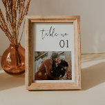 Invitación Número de tabla de fotografía Minimalista STELLA 5<br><div class="desc">Descubra el atractivo cautivador de nuestra colección Stella, elaborada meticulosamente para infundir su ducha de bebé con un aire de minimalismo moderno y un toque de sofisticación. Diseñado para combinar a la perfección el encanto bohemio con la elegancia atemporal, esta colección versátil garantiza elevar la estética de cualquier tipo de...</div>