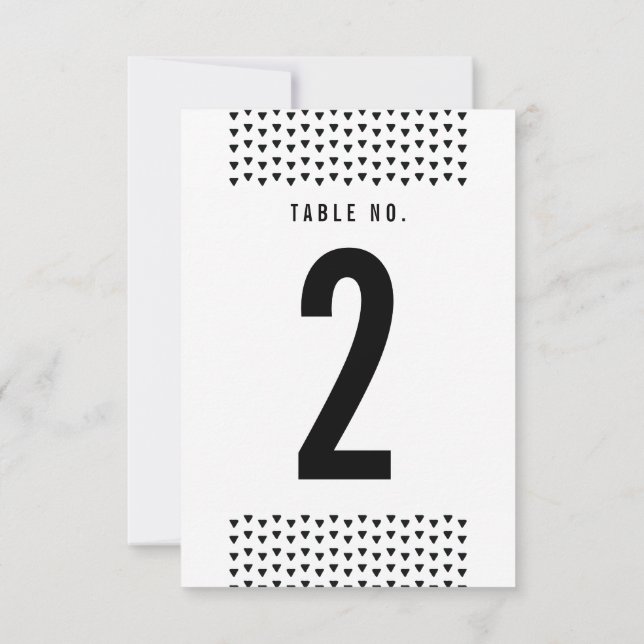 Invitación NÚMERO DE TABLA SIMPLE patrón triangular moderno n (Reverso)