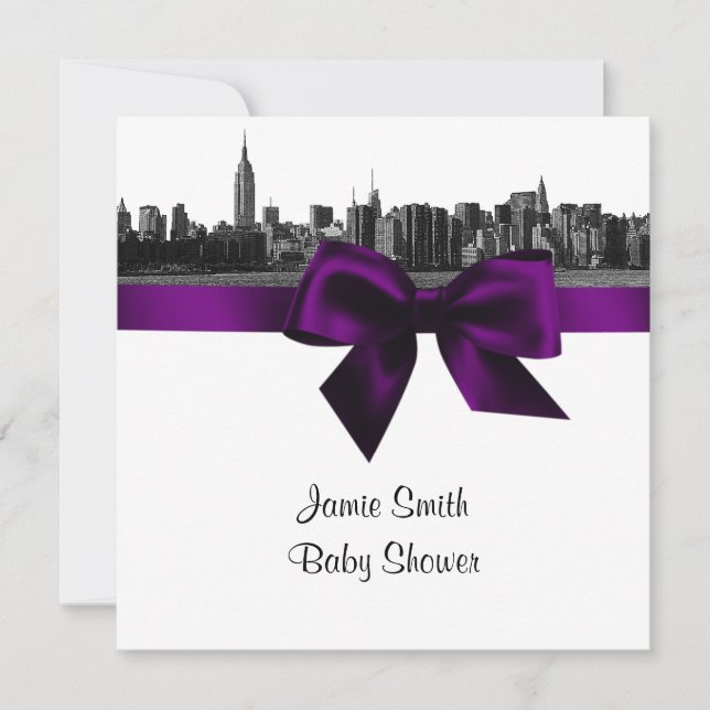 Invitación NYC Wide Skyline Etched BW Purple Baby Shower SQ (Anverso)