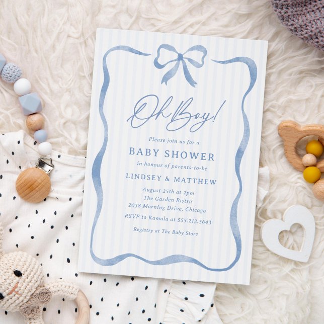 Invitación Oh Boy Azul Fiesta de Bebé con Lazo de Cinta Ondul (sweet baby shower invitation for boys featuring a wavy, curvy frame and bow)