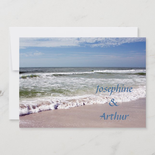 Invitación Olas chocan en la playa arenosa (Anverso)