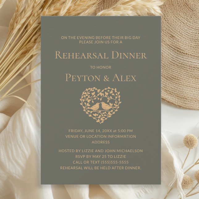 Invitación Olive Green Heart Love Birds Rehearsal Dinner (Olive/sage green Love Birds wedding rehearsal dinner invitation)