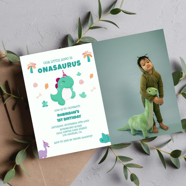 Invitación Onasaurus Pequeño Dinosaurio 1er cumpleaños Foto (Subido por el creador)