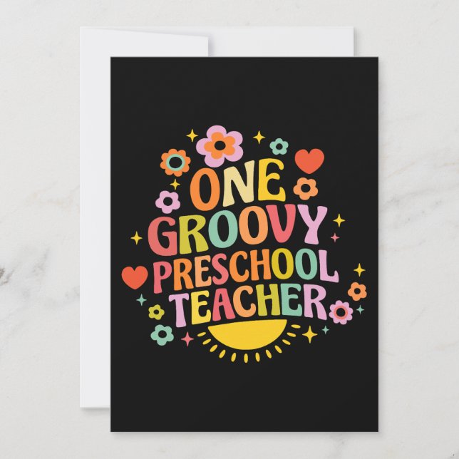 Invitación One groovy preschool teacher (Anverso)