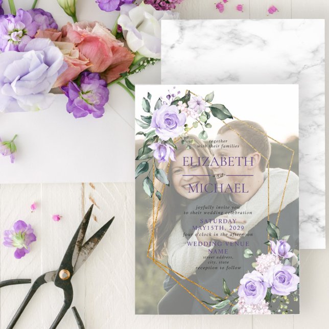 Invitación Oro Geométrico Lilac Floral Vellum Overlay Foto (Subido por el creador)