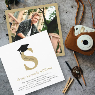 Invitación Oro Moderno Inicial Clásico Graduado Fiesta de Gra