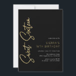 Invitación Oro y negro | Dulce sucio moderno 16 cumpleaños<br><div class="desc">Lujoso y moderno,  16 invitaciones dulces con un diseño asimétrico. Negro y blanco con falsos acentos dorados. Nota: El efecto oro se replica con un gráfico de alta calidad. No se utilizará ningún Relieve metalizado real.</div>