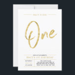 Invitación Oro y plata primero, 60ª fiesta de cumpleaños conj<br><div class="desc">Celebra tu día especial con esta moderna y elegante invitación a la fiesta de cumpleaños. Este diseño presenta un guión de broche "One" y "Sixty" con un diseño limpio en el tema del color oro y plata. Hay más diseños y suministros de fiesta disponibles en mi tienda BaraBomDesign.</div>
