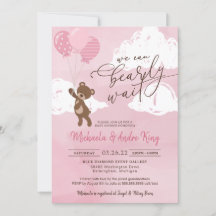 Oso de peluche flotando con globos Chica bebé