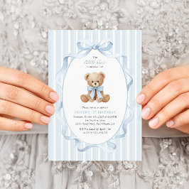 Invitación Oso de peluche, lazo azul, rayas azules, primer cu