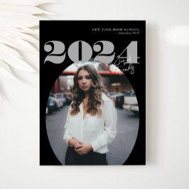 Invitación Oval Bold Clase Moderna de Graduación de Foto 2024