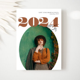 Invitación Oval Bold Clase Moderna de Graduación de Foto 2024