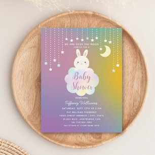 Invitación Over the Moon Algunos conejitos están en camino a