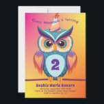 Invitación Owl Birthday Party Kids Bold<br><div class="desc">Un adorable personalizado de búhos para la fiesta de cumpleaños de su hijo está aquí para preguntarle ¿Quién cumple 2,  o 3 o 4 años o cualquier edad,  incluso 1! Cuidada con colores vivos modernos con un fondo colorido.</div>
