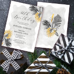 Invitación Palm tropical Oro blanco negro 60 cumpleaños<br><div class="desc">Elegante y moda, la invitación a la ducha tropical de la palma de la mano tropical tiene dos arreglos de hojas de palma dibujadas en línea negra y follaje con textura dorada. La partida de cumpleaños está escrita en un guión moderno y abierto. Un suave y romántico lavabo de color...</div>