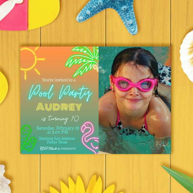 Invitación Panorama de Neon Fiesta de la piscina (Subido por el creador)