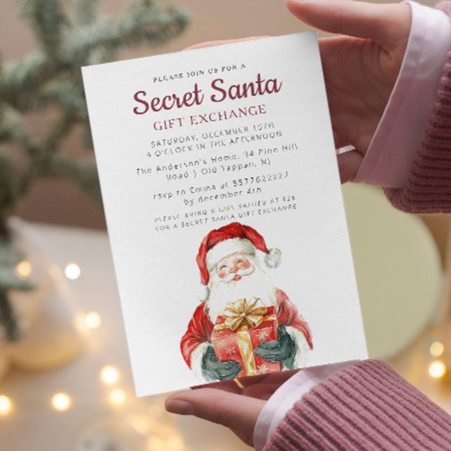 Invitación Papá Noel sosteniendo un regalo Fiesta de los Navi (Subido por el creador)