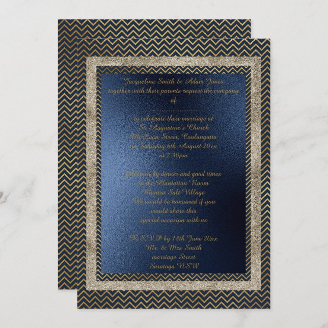 Invitación Papel de boda elegante de Navy Gold Chevron (Anverso / Reverso)