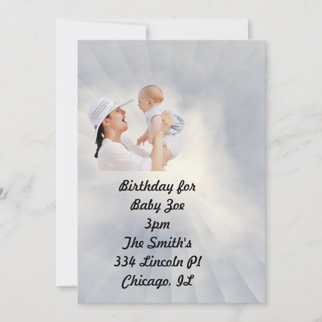 Invitación para bebés con fondo azul cielo (Anverso)