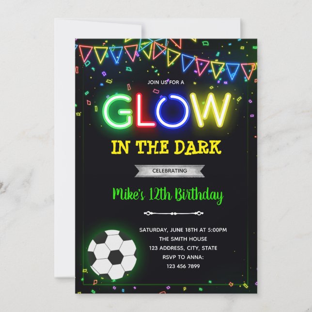 Invitación para el cumpleaños del fútbol de Glow (Anverso)