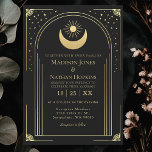 Invitación para la boda mística de la tarjeta Taro<br><div class="desc">¡Añade un toque de magia celeste a tu gran día! Estas misteriosas invitaciones a bodas góticas tarot presentan un diseño inspirado en el tarot con un sol radiante, luna y estrellas en oro contra un misterioso fondo negro. NOTA: El oro que aparece en este diseño NO es un verdadero Relieve...</div>