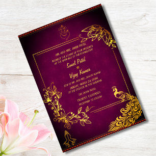 Invitación Pareja de Bodas hindúes hindúes con imagen de pavo