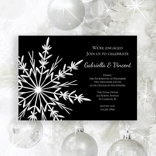 Invitación Partido de compromiso de copos de nieve en inviern (Celebrate your winter engagement with this festive Black and White Snowflake Party Invitation.)