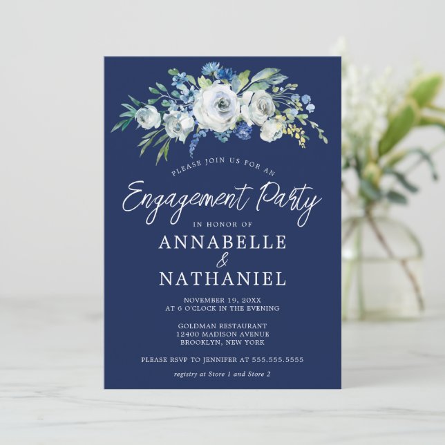 Invitación Partido de compromiso de invierno con floral azul  (Anverso de pie)