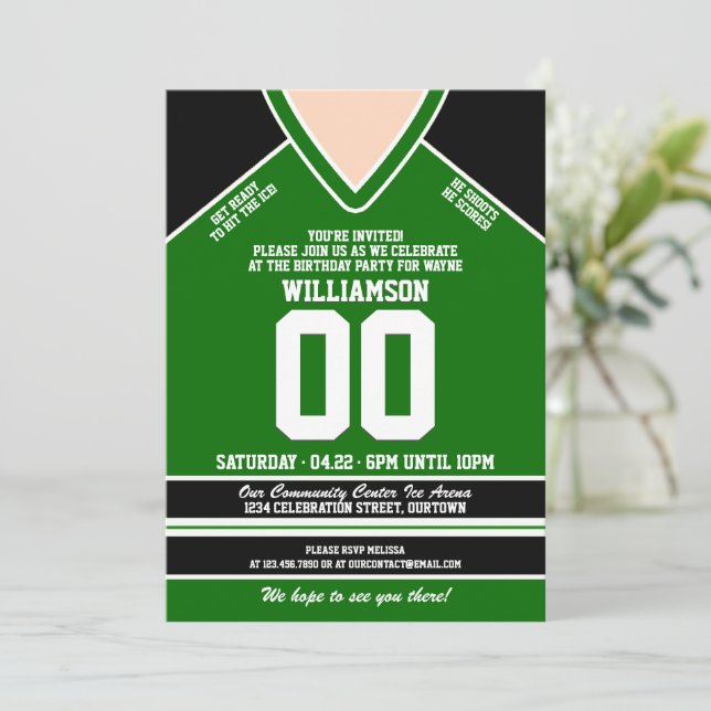 Invitación Partido de cumpleaños de Jersey de Hockey Negro/Ve (Anverso de pie)